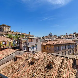 Bb Il Re Reginella 3*, Rome Italie