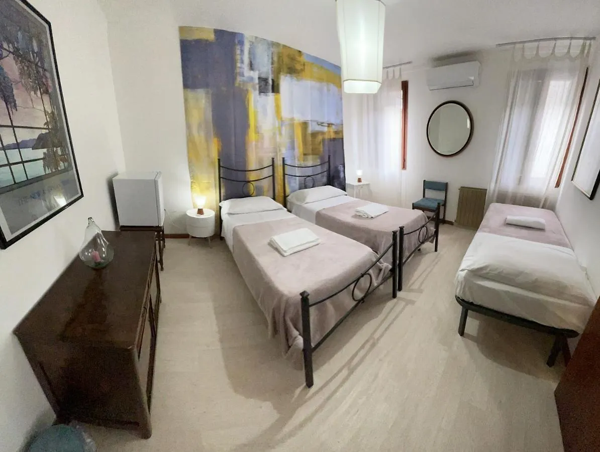 Casa de hóspedes King'S Garden Hotel Veneza