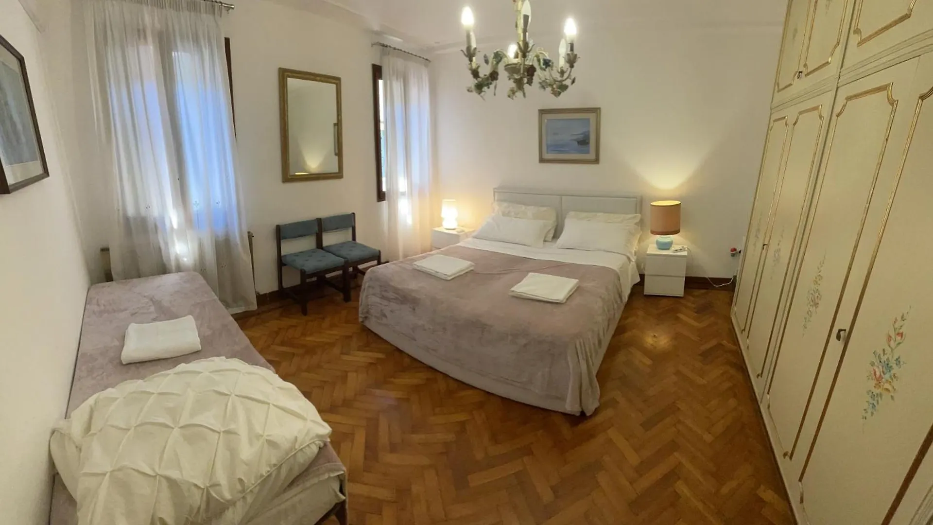 Casa de hóspedes King'S Garden Hotel Veneza